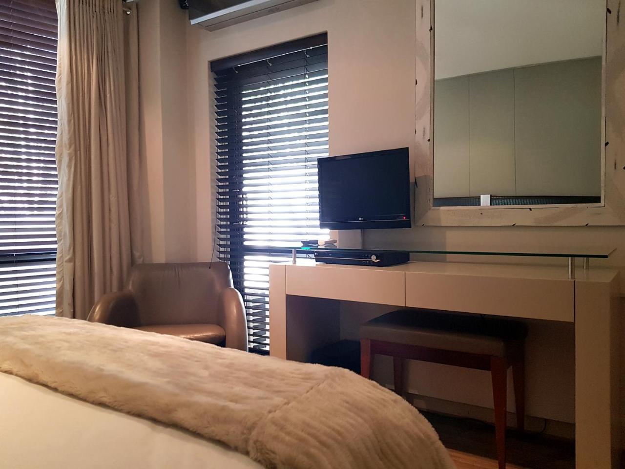 Weom Apartments 샌톤 외부 사진